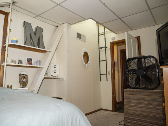 10 1/2 South Court Apt. B