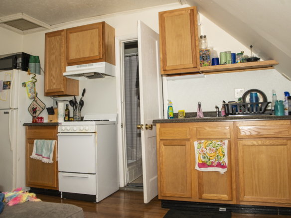 110 N. Congress Apt. 3