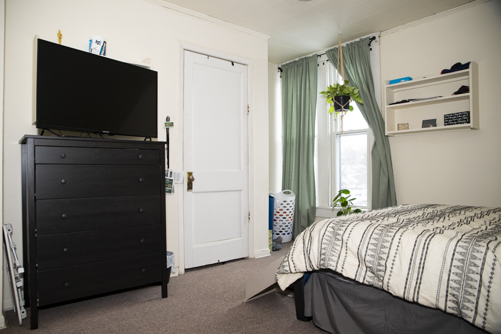110 N. Congress Apt. 3