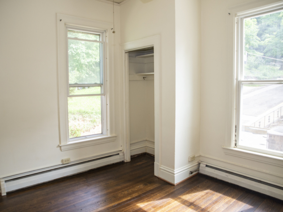 110 N. Congress Apt. 2