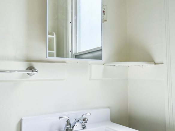 110 N. Congress Apt. 2