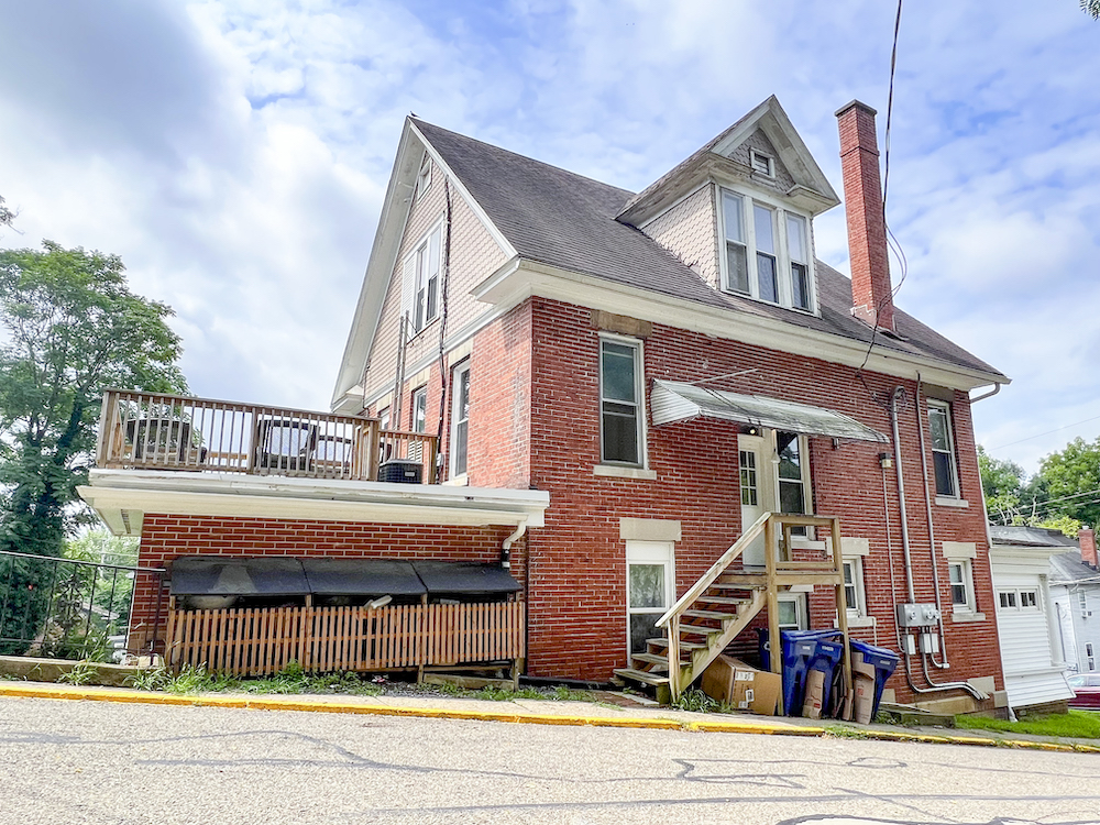110 N. Congress Apt. 2