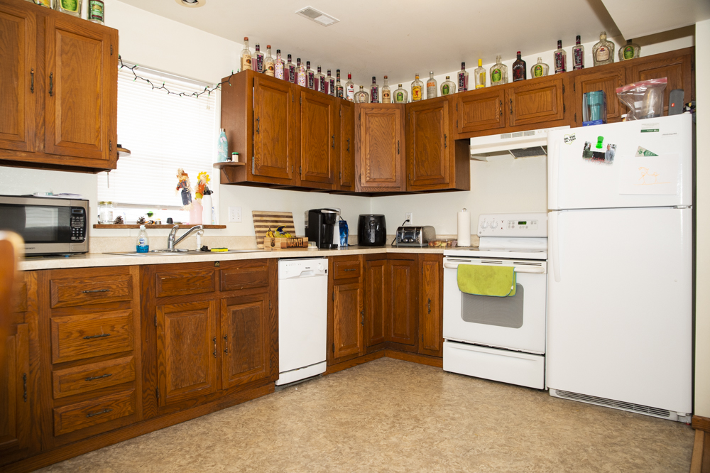 189 W. Washington Apt. C