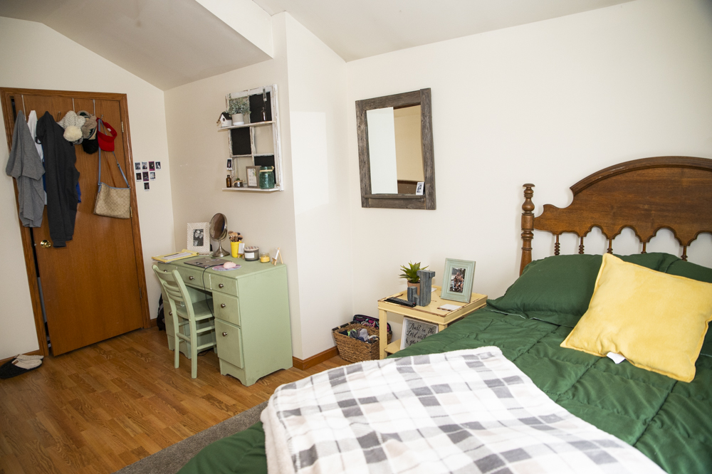 189 W. Washington Apt. C