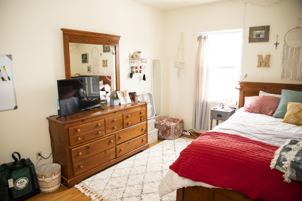 189 W. Washington Apt. C