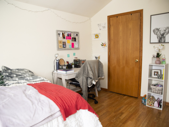 189 W. Washington Apt. C