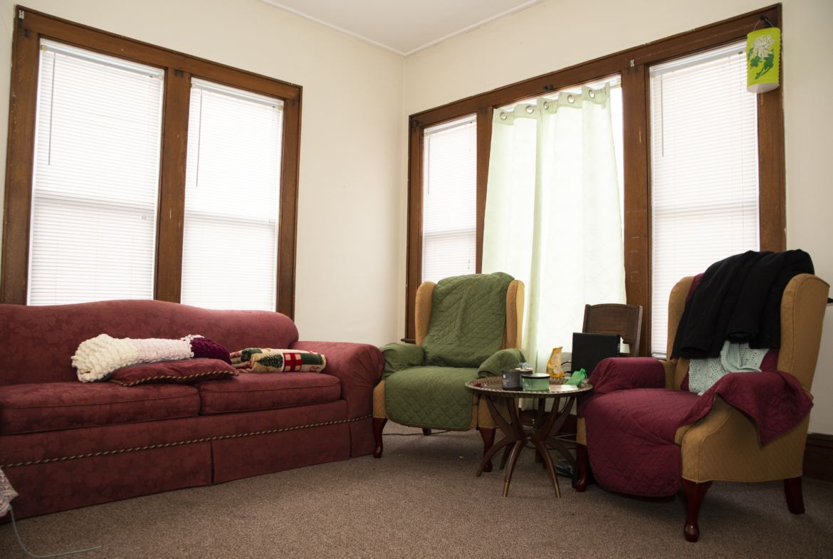 35 E. Carpenter Apt. B