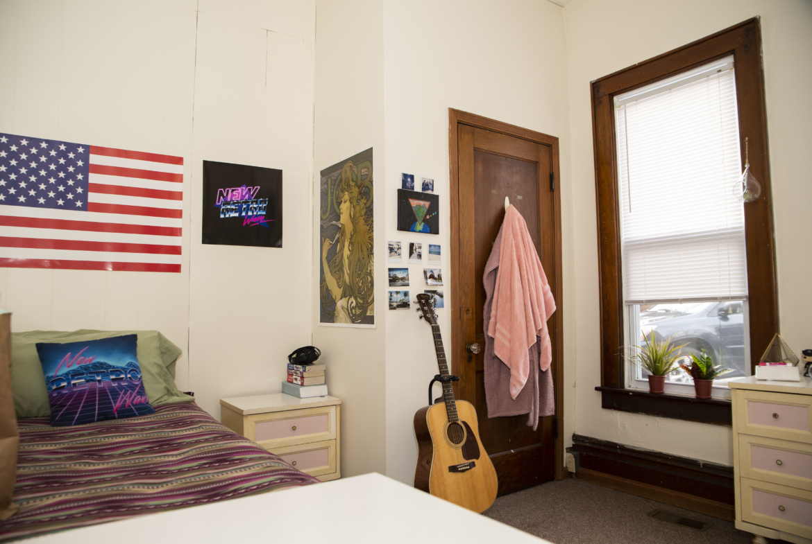 35 E. Carpenter Apt. B