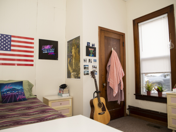 35 E. Carpenter Apt. B