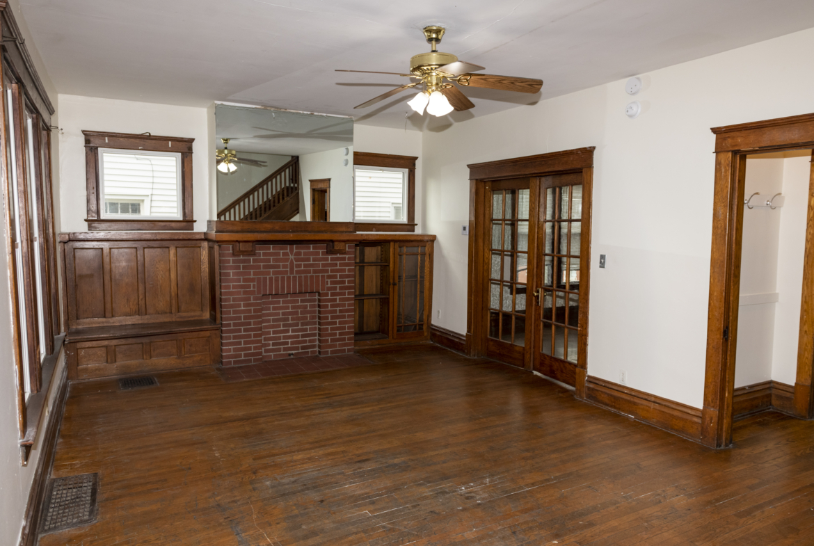 37 East Carpenter