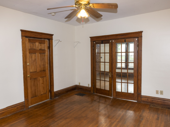 37 East Carpenter
