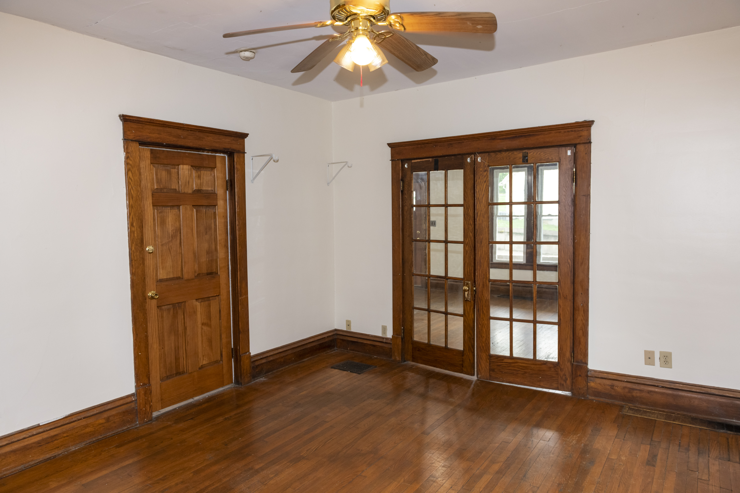 37 E Carpenter St. Best of Athens Rentals. 37 East Carpenter