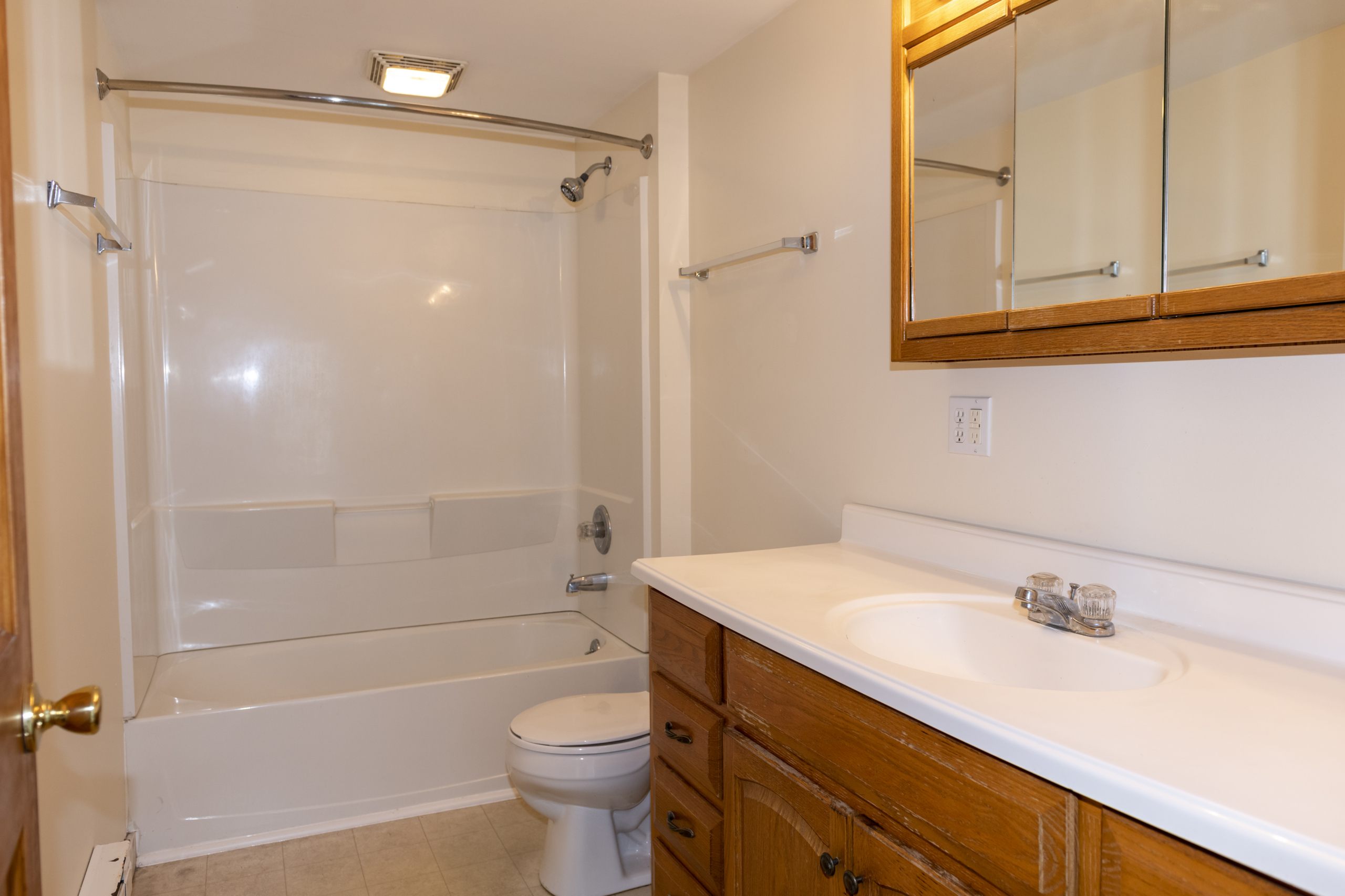 37 E Carpenter St. Best of Athens Rentals. 37 East Carpenter