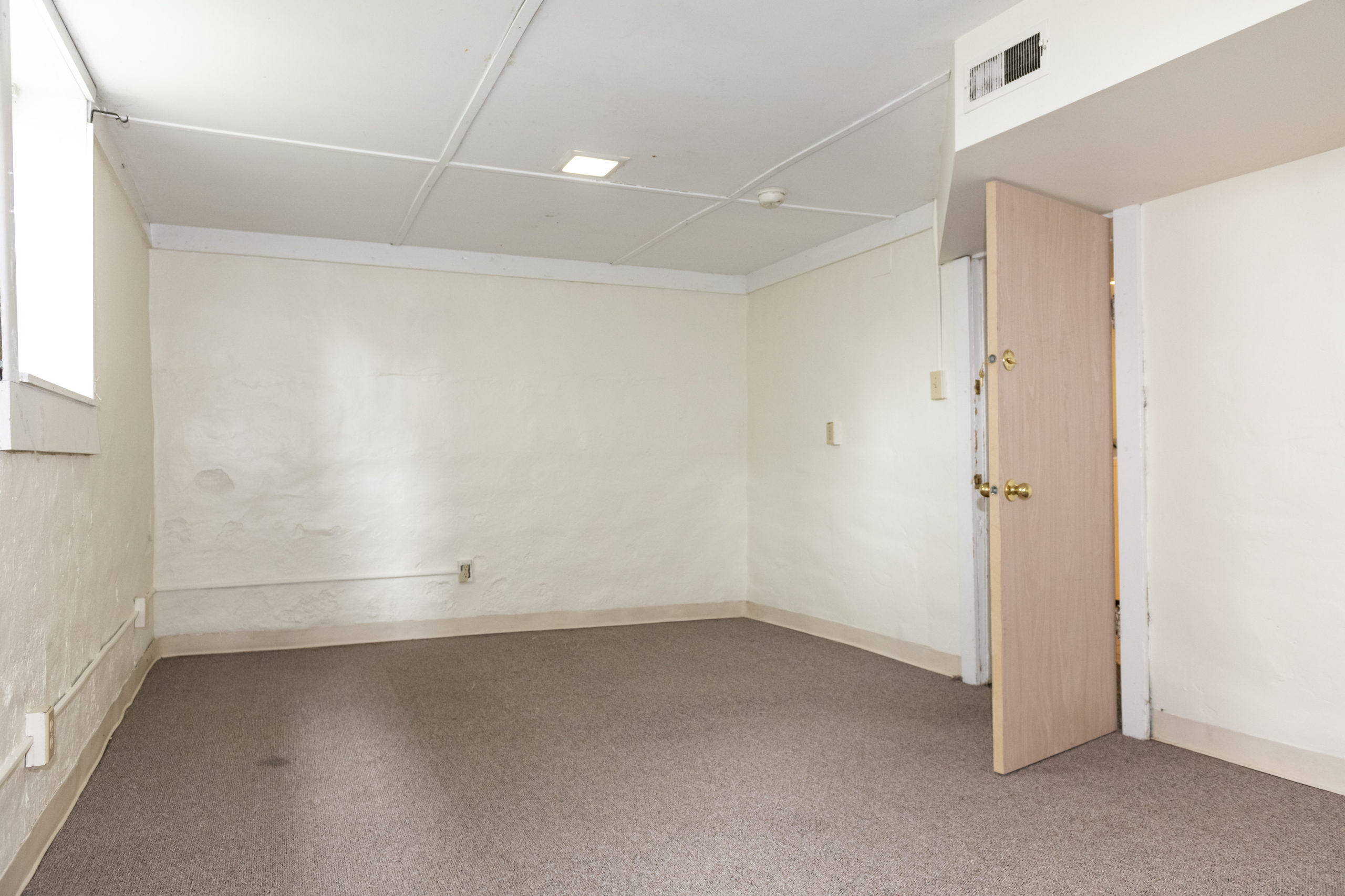 37 E Carpenter St. Best of Athens Rentals. 37 East Carpenter