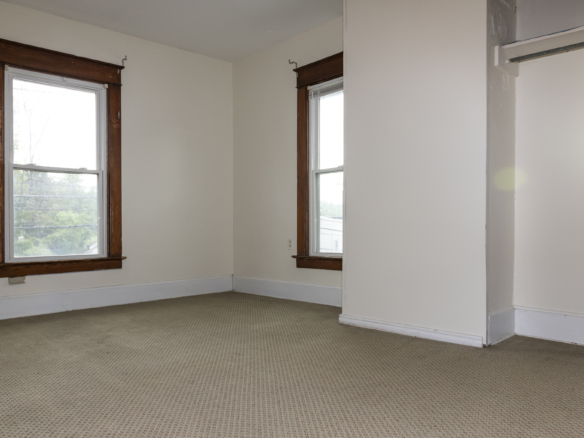 37 East Carpenter