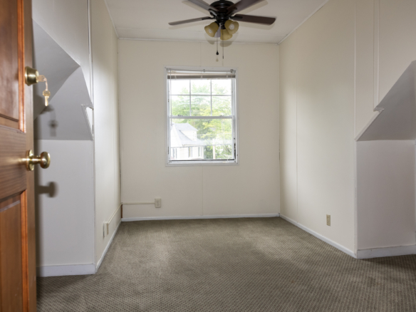 37 East Carpenter