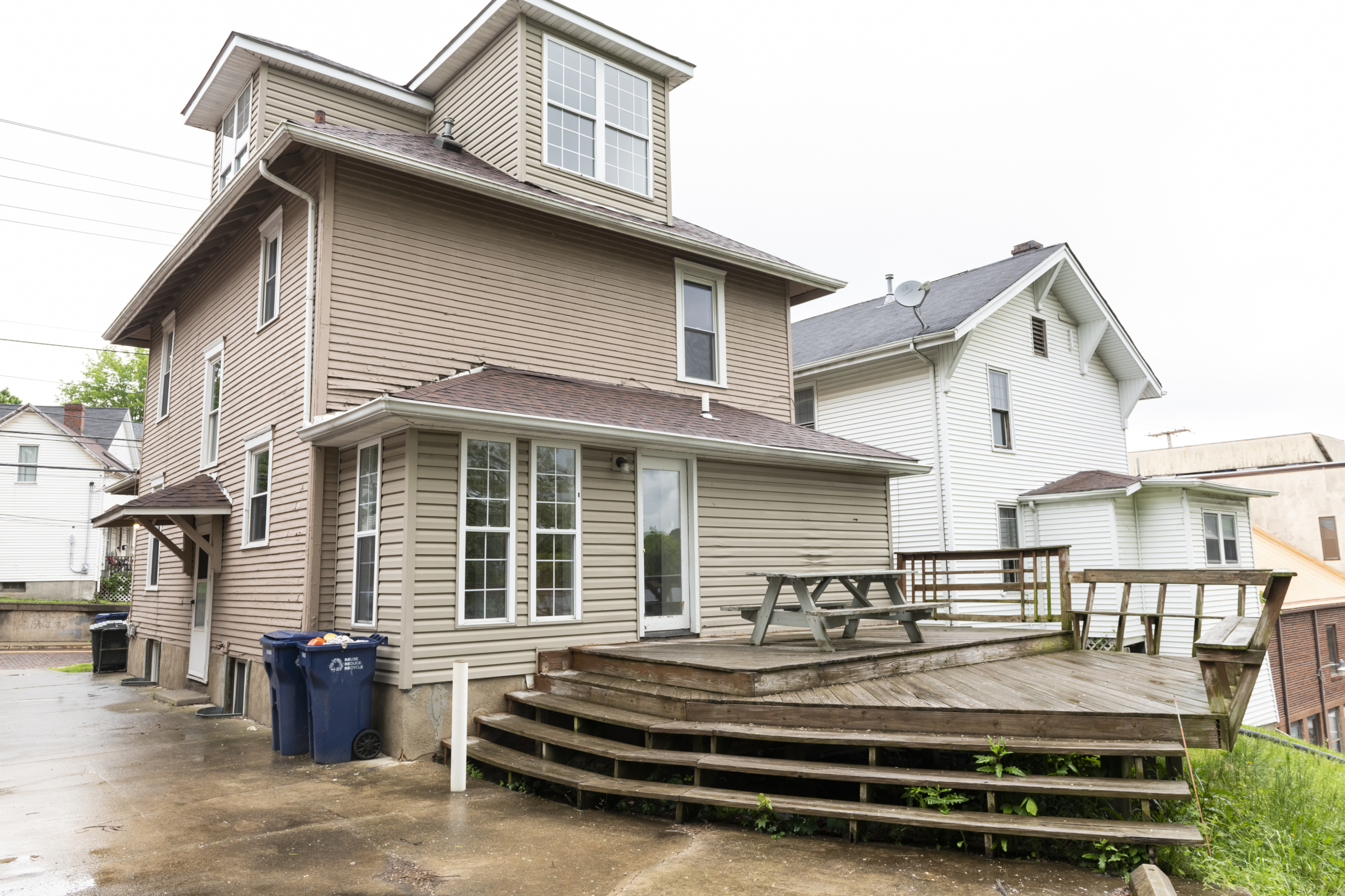 37 E Carpenter St. Best of Athens Rentals. 37 East Carpenter