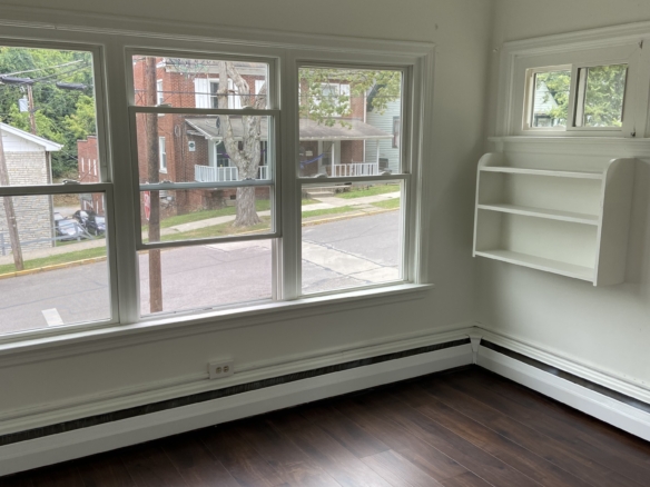 110 N. Congress Apt. 1