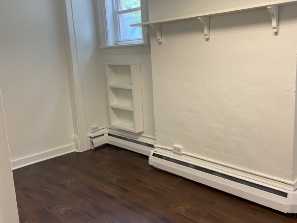 110 N. Congress Apt. 1