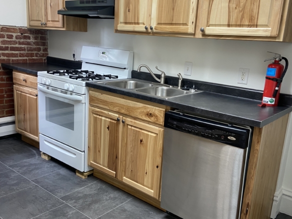 110 N. Congress Apt. 1