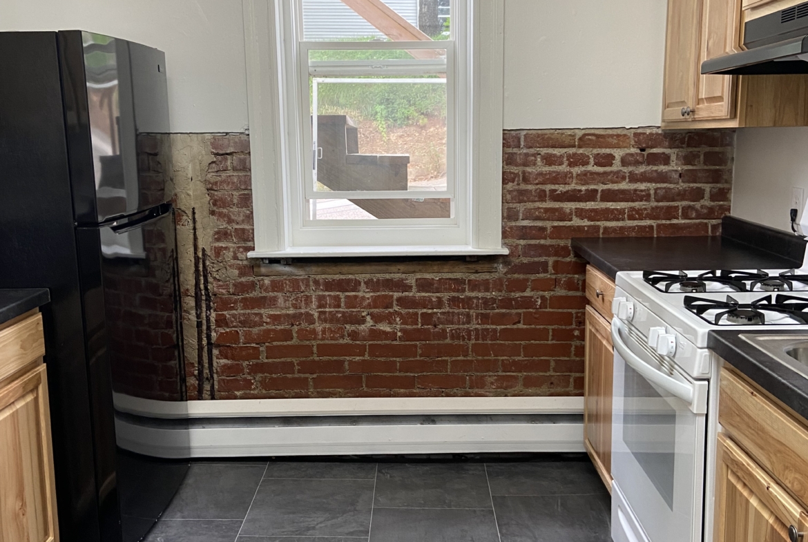 110 N. Congress Apt. 1