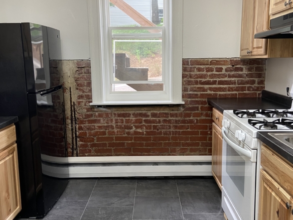 110 N. Congress Apt. 1