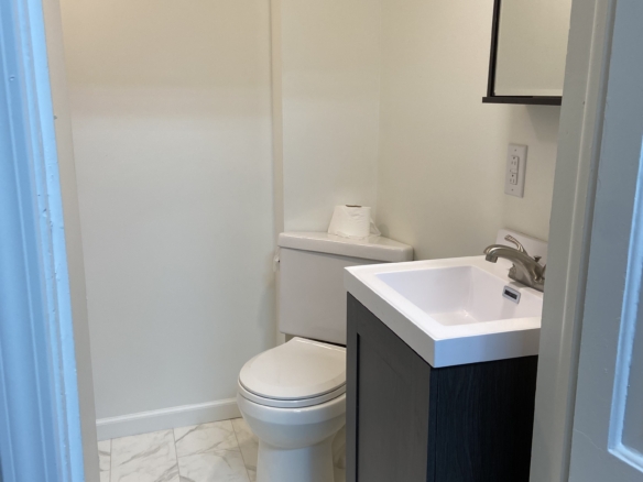110 N. Congress Apt. 1