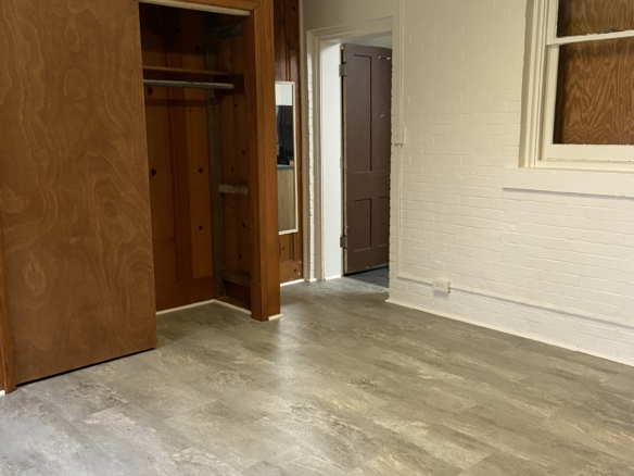 110 N. Congress Apt. 1