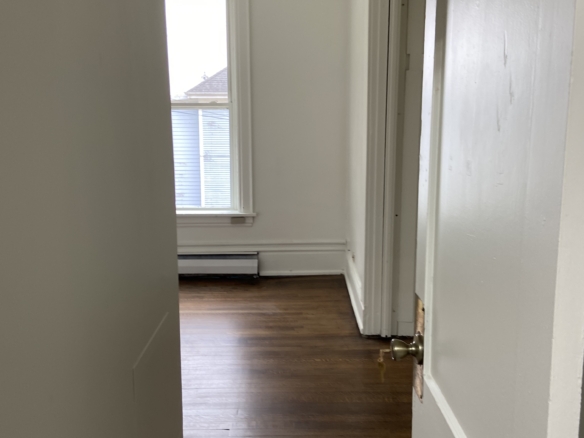 110 N. Congress Apt. 1