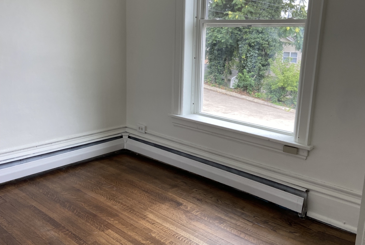 110 N. Congress Apt. 1