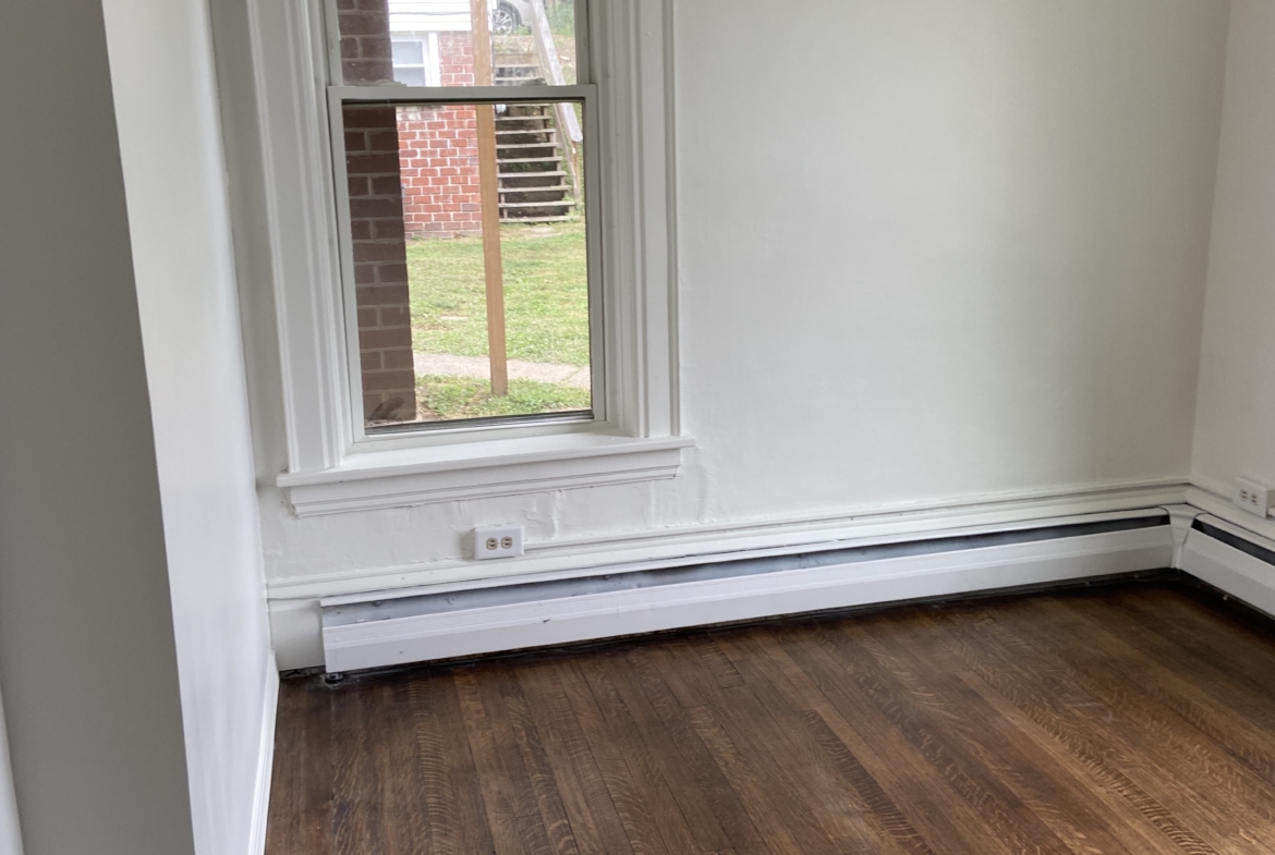 110 N. Congress Apt. 1