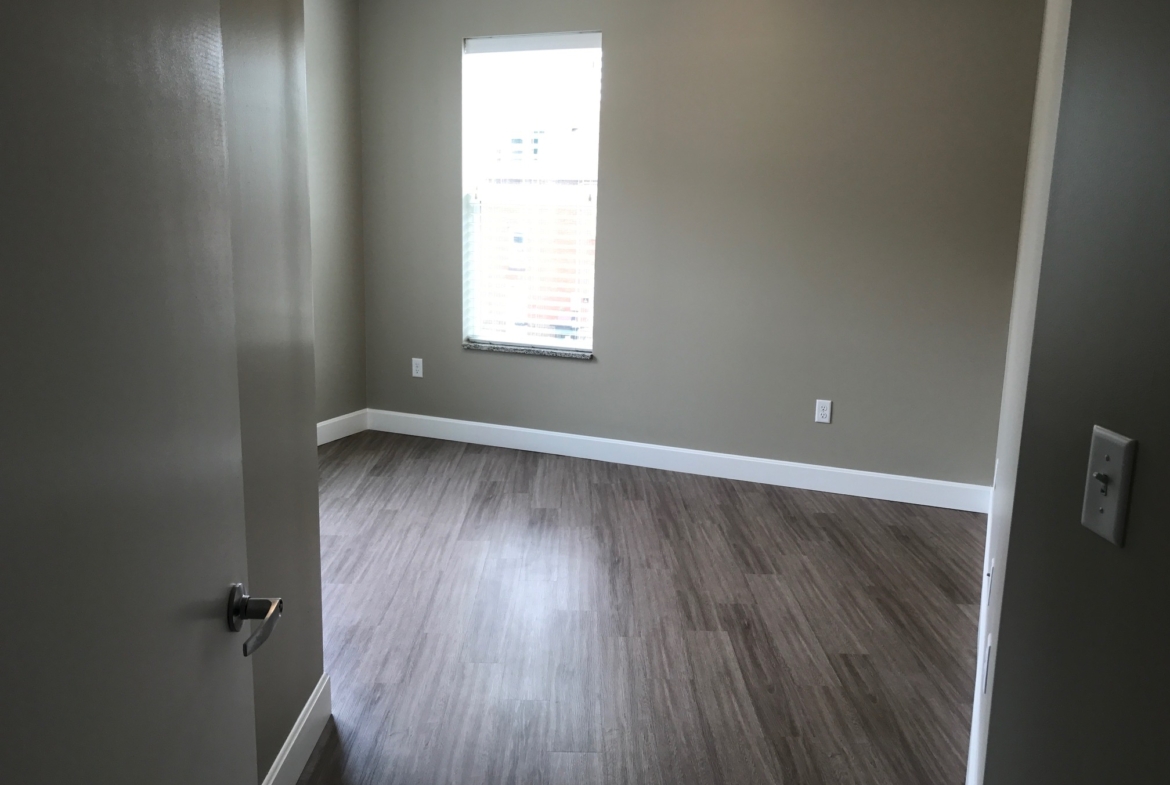 12 East Carpenter Flat 202